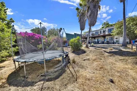 Exterior - 7008 Hybeth Dr, La Mesa, CA 91941 photo 11 of 19