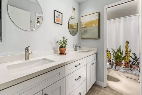 Bath - 3037 Highlands Blvd, Spring Valley, CA 91977 photo 1 of 2