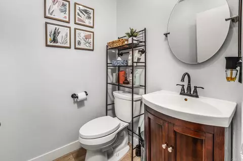Bath - 3037 Highlands Blvd, Spring Valley, CA 91977 photo 2 of 2