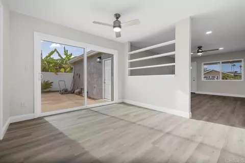 Living - 703 Hemlock Ave, Imperial Beach, CA 91932 photo 4 of 5