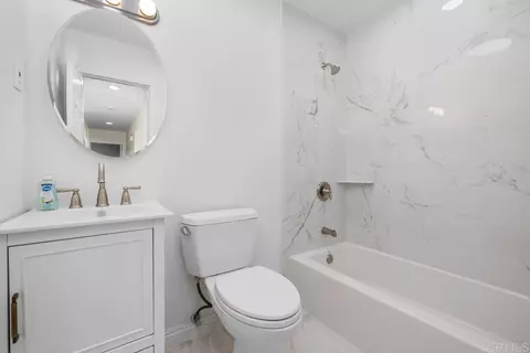 Bath - 703 Hemlock Ave, Imperial Beach, CA 91932 photo 2 of 2