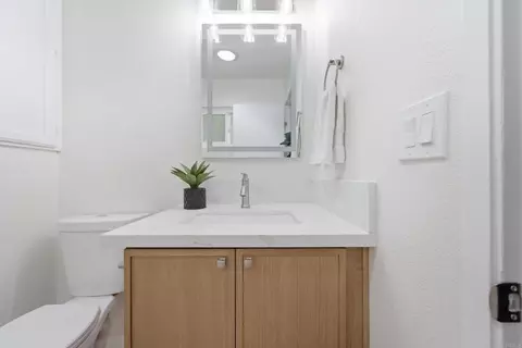 Bath - 8722 Vanguard Pl, Lakeside, CA 92040 photo 3 of 4