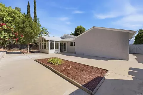 Exterior - 8722 Vanguard Pl, Lakeside, CA 92040 photo 2 of 12