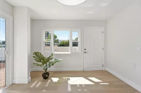 Entry Way - 8722 Vanguard Pl, Lakeside, CA 92040 photo 1 of 2