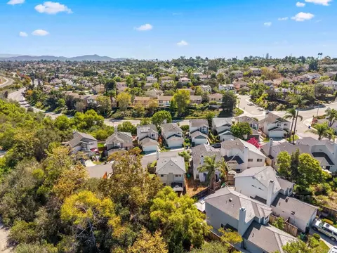 View/Area - 2382 Maravilla Way, Oceanside, CA 92056 photo 2 of 2