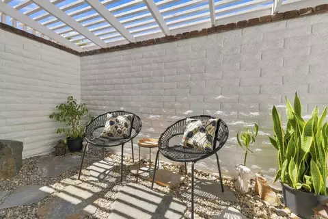 Exterior - 1598 Mesa Verde Dr, Vista, CA 92084 photo 2 of 7