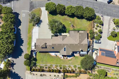 View/Area - 1598 Mesa Verde Dr, Vista, CA 92084 photo 8 of 28