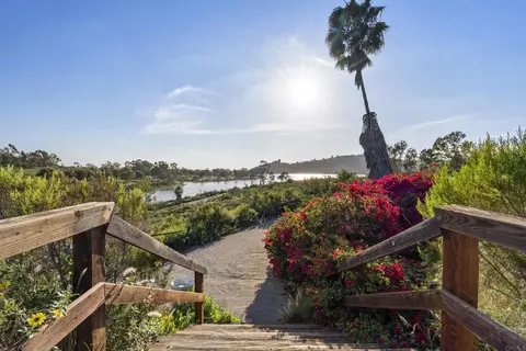 View/Area - 5700 Baltimore Dr #66, La Mesa, CA 91942 photo 4 of 13