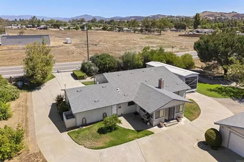 View/Area - 842 Hanson Ln, Ramona, CA 92065 photo 1 of 24