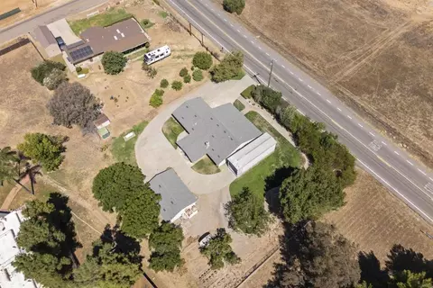 View/Area - 842 Hanson Ln, Ramona, CA 92065 photo 15 of 24