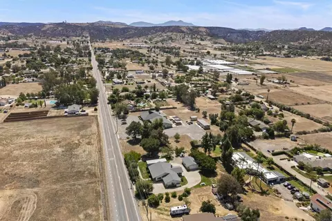 View/Area - 842 Hanson Ln, Ramona, CA 92065 photo 19 of 24