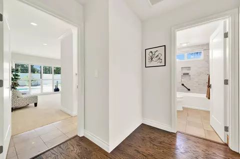 Entry Way - 7701 Garboso Pl, Carlsbad, CA 92009 photo 4 of 5