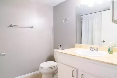 Bath - 9007 Fanita Rancho Rd, Santee, CA 92071 photo 2 of 3