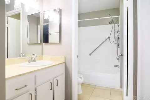 Bath - 9007 Fanita Rancho Rd, Santee, CA 92071 photo 3 of 3