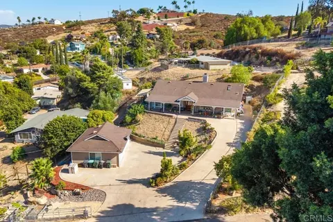 View/Area - 9508 Cypress St, Lakeside, CA 92040 photo 1 of 9