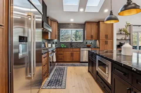 Kitchen - 1326 Farmer Rd, Julian, CA 92036 photo 5 of 6
