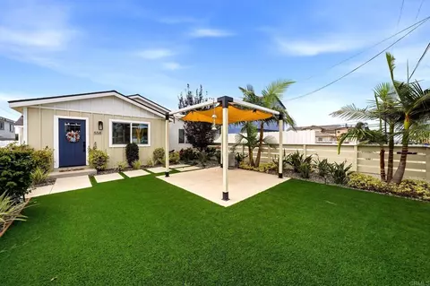 Exterior - 558 11th St, Imperial Beach, CA 91932 photo 2 of 5