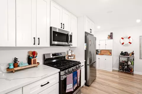 Kitchen - 558 11th St, Imperial Beach, CA 91932 photo 5 of 5