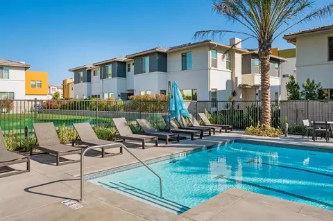 2022 Quartet Loop UNIT 2, Chula Vista, CA 91915 photo 6