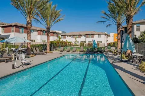2022 Quartet Loop UNIT 2, Chula Vista, CA 91915 photo 5