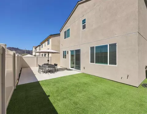 Exterior - 253 Paddock Ln, Fallbrook, CA 92028 photo 3 of 5