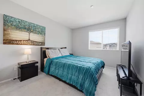 Bedroom - 253 Paddock Ln, Fallbrook, CA 92028 photo 3 of 4