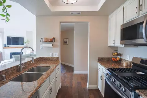 Kitchen - 3035 Chipwood Ct, Spring Valley, CA 91978 photo 2 of 2