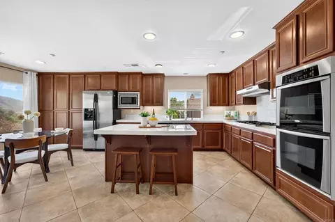 Kitchen - 10441 Lake Breeze Dr, Spring Valley, CA 91977 photo 1 of 6