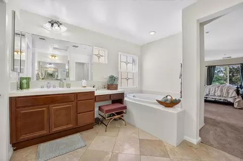 Bath - 10441 Lake Breeze Dr, Spring Valley, CA 91977 photo 1 of 6