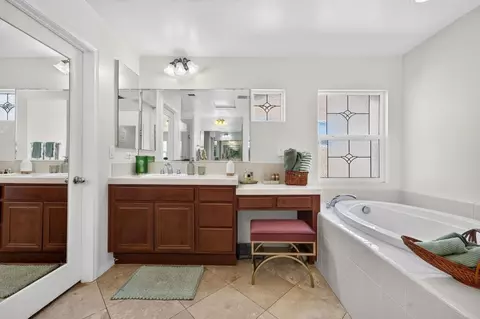 Bath - 10441 Lake Breeze Dr, Spring Valley, CA 91977 photo 5 of 6