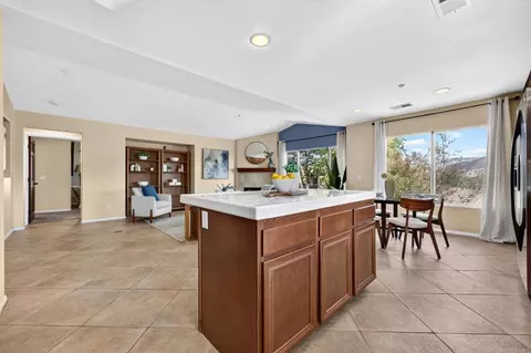 Kitchen - 10441 Lake Breeze Dr, Spring Valley, CA 91977 photo 4 of 6