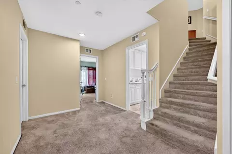 Entry Way - 10441 Lake Breeze Dr, Spring Valley, CA 91977 photo 5 of 7
