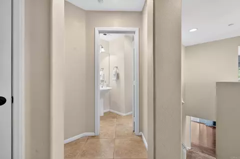 Entry Way - 10441 Lake Breeze Dr, Spring Valley, CA 91977 photo 2 of 7