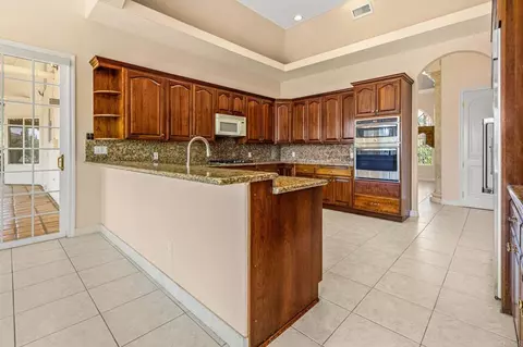 Kitchen - 13885 Honnell Way, Jamul, CA 91935 photo 2 of 2
