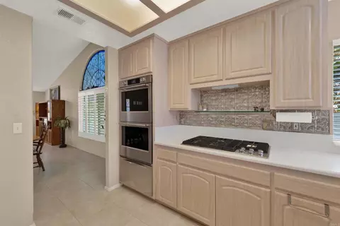 Kitchen - 5179 Via Mindanao, Oceanside, CA 92057 photo 4 of 5