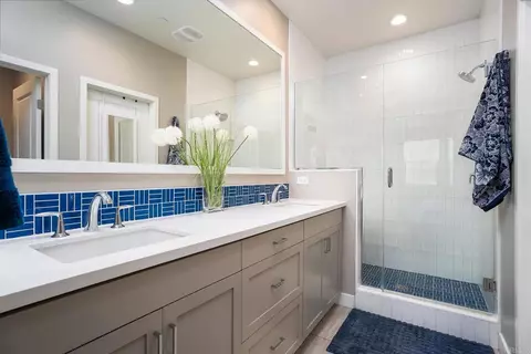 Bath - 8680 Tobago Ln, Santee, CA 92071 photo 1 of 7