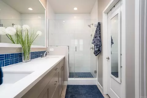 Bath - 8680 Tobago Ln, Santee, CA 92071 photo 2 of 7