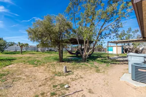 Exterior - 8878 Sabina Ave, Hesperia, CA 92345 photo 6 of 6