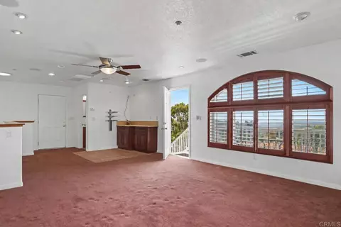 Living - 2567 Starkey Way, Alpine, CA 91901 photo 2 of 6