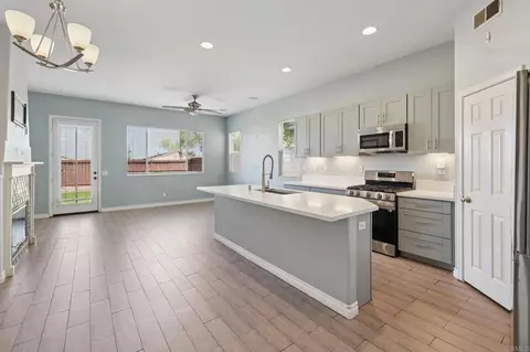 Kitchen - 1757 Clover Tree Ct, Chula Vista, CA 91913 photo 3 of 4