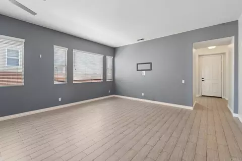 Living - 1757 Clover Tree Ct, Chula Vista, CA 91913 photo 6 of 8