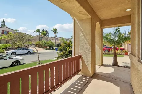 Exterior - 1757 Clover Tree Ct, Chula Vista, CA 91913 photo 4 of 6