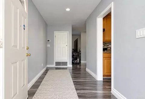 Entry Way - 1265 Darby St, Spring Valley, CA 91977 photo 1 of 2