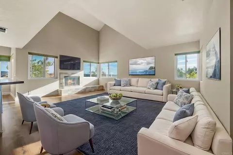 Living - 14692 Sunrise Canyon Rd, Poway, CA 92064 photo 3 of 15