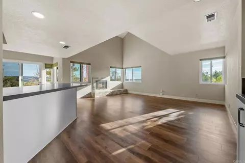 Living - 14692 Sunrise Canyon Rd, Poway, CA 92064 photo 13 of 15