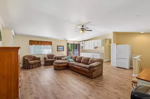 Living - 3129 Via Viejas, Alpine, CA 91901 photo 4 of 4