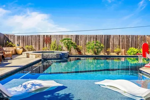 Exterior - 1366 Via Feliz, Fallbrook, CA 92028 photo 8 of 14