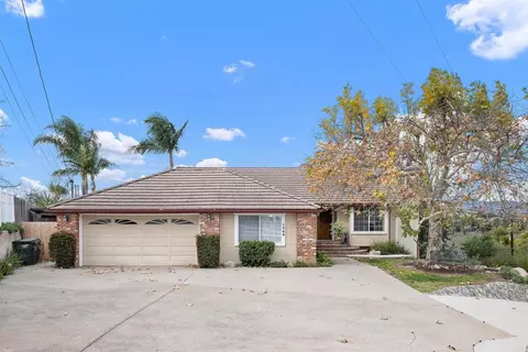 Exterior - 1366 Via Feliz, Fallbrook, CA 92028 photo 2 of 8