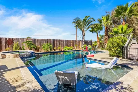 Exterior - 1366 Via Feliz, Fallbrook, CA 92028 photo 7 of 14