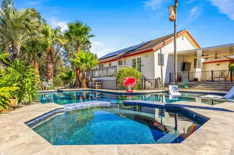 Exterior - 1366 Via Feliz, Fallbrook, CA 92028 photo 10 of 14